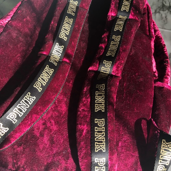 VICTORIA SECRET- CAMPUS BACKPACK in VELVET - Picture 4 of 4